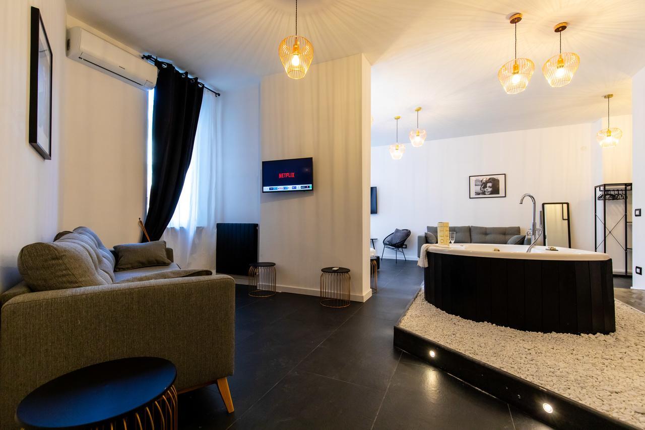 Appartement Munì Boutique Flat à Naples Extérieur photo