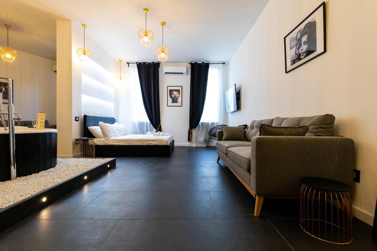 Appartement Munì Boutique Flat à Naples Extérieur photo